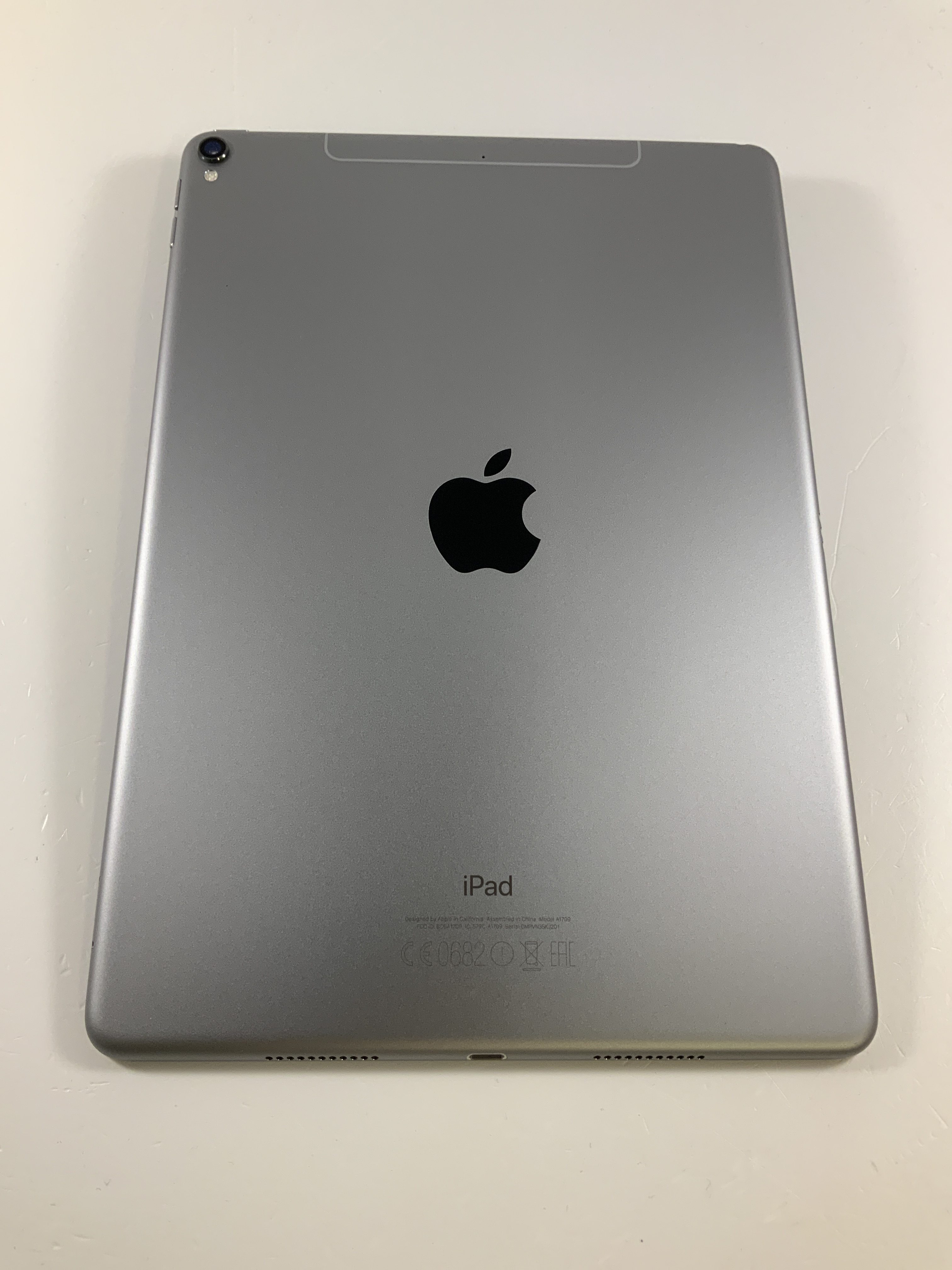 iPad Pro 10.5" Wi-Fi + Cellular 64GB, 64GB, Space Gray, obraz 2